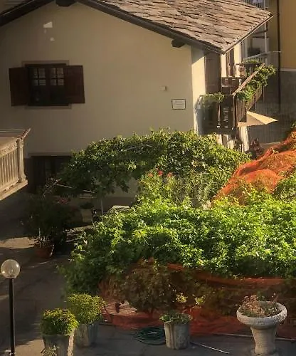 Ancienne Maisonnette شقة